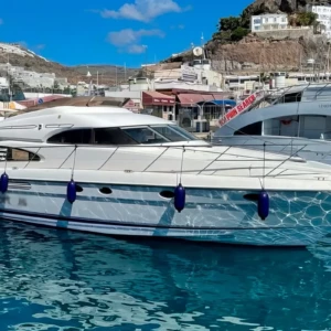 PRIVATE LUXURY YACHT